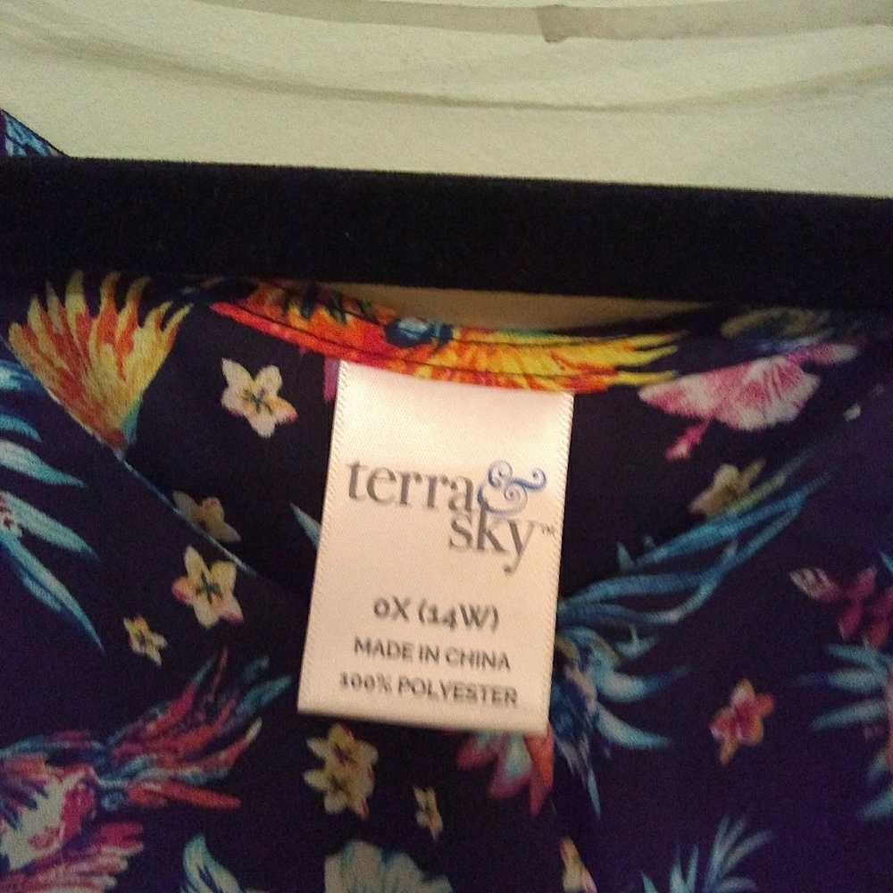Blouse - Picture 3 of 4
